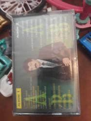 Gönlünüze Taht Kuran Şarkılarla Müslüm Gürses Klasikleri ( Elenor 1998 )