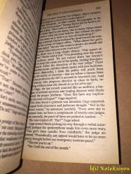 Protect and Defend - Richard North Patterson - Ballantine Books - İngilizce Kitap (Koruyun ve Savun) Kapakta Hafif Yıpranmalar Mevcut