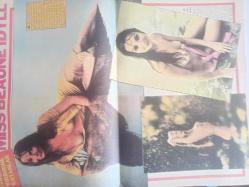 Pazar Aktüalite Sinema Tiyatro Mizah Mecmuası Dergisi Gazetesi - 9 Mart 1973 - Sayı::839 - Türkan Şoray - Antonella Zerry - Ümit Utku - Aziz Sarıkaya - Şevket Aktunç - Aram Gülyüz - Adnan Akar - Seyfettin Merttürk - Nimet Pekmezoğlu - Mürvet Bozkurt - Belkıs Acar - Engin Çağlar - Filiz Vural - Fethi Çelikbaş - Enver Atabek - Dilşan Gökmen - Orhan Afşar - Suna Selen - Akın Erkan - Dinçer Uras - Ali Çelik - Sevtap Eti - Fatma Girik - Melek Görgün - Gamze Öz - Erdinç Öz - Alpay - Miss Beaune İdyll - Mine Soley - Esen Püsküllü - Rüçhan Adlı fotoğraf ve haberi - Tam Takım Dergi