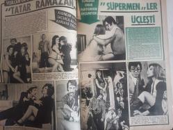 Pazar Aktüalite Sinema Tiyatro Mizah Mecmuası Dergisi Gazetesi - 24 Mart 1972 - Sayı:809 - Filiz Akın - Sezer Güvenirgil - Ayla Ergun - Feridun Çölgeçen - Oya Peri - Erol Solak - Emeklilerin Seks Yarışı haberi - Fikret Hakan - Ülkü Ülker - Altan Günbay - Feridun Çölgeçen - Orhan Aykanat - Özcan Tekgül - Leyla Sayar - Arzu Okay - Türkan Şoray - Nazan Şoray - Atıf Yılmaz - Michelle Gard - Tamer Yiğit - Ülkü Özen - Nilgün Esen - Süheyl Eğriboz fotoğraf ve haberi - Dergi Tam Değildir Sadece 12 Sayfası Mevcuttur
