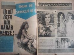 Pazar Aktüalite Sinema Tiyatro Mizah Mecmuası Dergisi Gazetesi - 19 Haziran 1970 - Sayı:717 - Ülkü Özen - Sinema mı Şarkıcılık mı? haberi - Erol Altınışık - Oya Peri - Nuri Sesigüzel - İbrahim Özoral - Türkan Şoray - Ekrem Bora - Tanju Gürsu - Osman F. Seden - Figen Han - Ajda Pekkan - Mert Baykent - Özdemir Erdoğan - Bisan Bisiklet Reklamı - Dostlar Alişverişte Görsün haberi - İrem Doğan - Münir Özkul - Gülseren Aydın - Atilla Ergün - Can Sel - Yılmaz Köksal - Aynur Akarsu - Yusuf Sezer - Ali Şen - Hüseyin Zan - Yerine Döndü fotoğraf ve haberi - Dergi Tam Değildir Sadece 10 Sayfası Mevcuttur