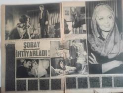 Pazar Aktüalite Sinema Tiyatro Mizah Mecmuası Dergisi Gazetesi - 19 Haziran 1970 - Sayı:717 - Ülkü Özen - Sinema mı Şarkıcılık mı? haberi - Erol Altınışık - Oya Peri - Nuri Sesigüzel - İbrahim Özoral - Türkan Şoray - Ekrem Bora - Tanju Gürsu - Osman F. Seden - Figen Han - Ajda Pekkan - Mert Baykent - Özdemir Erdoğan - Bisan Bisiklet Reklamı - Dostlar Alişverişte Görsün haberi - İrem Doğan - Münir Özkul - Gülseren Aydın - Atilla Ergün - Can Sel - Yılmaz Köksal - Aynur Akarsu - Yusuf Sezer - Ali Şen - Hüseyin Zan - Yerine Döndü fotoğraf ve haberi - Dergi Tam Değildir Sadece 10 Sayfası Mevcuttur