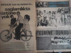 Pazar Aktüalite Sinema Tiyatro Mizah Mecmuası Dergisi Gazetesi - 19 Haziran 1970 - Sayı:717 - Ülkü Özen - Sinema mı Şarkıcılık mı? haberi - Erol Altınışık - Oya Peri - Nuri Sesigüzel - İbrahim Özoral - Türkan Şoray - Ekrem Bora - Tanju Gürsu - Osman F. Seden - Figen Han - Ajda Pekkan - Mert Baykent - Özdemir Erdoğan - Bisan Bisiklet Reklamı - Dostlar Alişverişte Görsün haberi - İrem Doğan - Münir Özkul - Gülseren Aydın - Atilla Ergün - Can Sel - Yılmaz Köksal - Aynur Akarsu - Yusuf Sezer - Ali Şen - Hüseyin Zan - Yerine Döndü fotoğraf ve haberi - Dergi Tam Değildir Sadece 10 Sayfası Mevcuttur