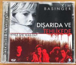 Dışarıda ve Tehlikede - While She Was Out (2008) Orjinal VCD Film ' Kim Basinger '