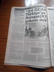 Sabah 24 Ocak Kararları Gazetesi - 29 Ocak 1998- Turgut Özal 24 Ocak'ı Sabah İçin Anlattı - Hasan Celal Güzel - Ahmet Kurtcebe Alptemuçin - Adnan Kahveci'ye Göre Geri Dönüş Yok - 24 Ocak Kararlarının Öyküsü - Doçent Doktor Taner Berksoy - Finansbank Genel Müdürü Hüsnü Özyeğin - Süleyman Demirel - Türkiye Ziraat Odaları Birliği Başkanı Osman Özbek - Türk İş Başkanı Şevket Yılmaz - 24 Ocak 8 Yaşında