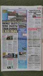 Hürriyet Gazete 2 Şubat 2015 Döküldük,Nesrin Cavadzade,Emine Şans Uyar,Olcay Şahan,Korkut Boratav,Alex Telles,Felipe Melo,Umut Bulut,Ünal Aysal,Volkan Şen,Bursaspor 2-2 Galatasaray,Cem Yılmaz,Fikret Orman,Beşiktaş 2-1 Mersin İdman Yurdu,Novak Djokovic,Ahmet Davutoğlu,Faruk Çelik,Recep Tayyip Erdoğan,Hande Subaşı,Mirkelam,Yılmaz Erdoğan,Bergüzer Korel,Burak Özçivit,Fahriye Evcen,Murat Kurum,Seri İlanlar,Atlas Global Reklamı