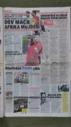 Hürriyet Gazete 3 Şubat 2015 Felipe Melo,Roberta Melo,Katy Perry,Aleksis Çipras,El Sisi,Barack Obama,Haşim Kılıç,Demba Ba,Tolga Zengin,Aziz Yıldırım,Gonca Yıldırım,Wesley Sneijder,Aytaç Kara,Carl Medjani,Kevin Constant,Hakan Fidan,Bülent Arınç,Meryem Uzerli,Müzeyyen Senar,Belçim Bilgin,John Malkovich,Melisa Sezen,Mert Fırat,Orhan Pamuk,Seri İlanlar,Çağlar Çorumlu Fiat - Zaman Gazete - ETS Tur - Jolly Reklamı