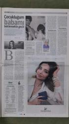 Hürriyet Pazar Gazete 8 Şubat 2015 Alar Koçibey,Elif Şafak,Jennifer Lawrence,Emine Kamışlı,Ayşe Arman,Ahmet Davutoğlu,Charles Darwin,Cristiano Ronaldo,Recep Tayyip Erdoğan,Emma Holten,Mehmet Öz,Luis Suarez - Gareth Bale Adidas Reklamı,Jennifer Lopez,Jennifer Aniston,Charlie Sheen,Kate Upton,CardFinans Reklamı