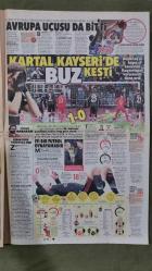 Hürriyet Gazete 12 Şubat 2015 Elysee'nin VİP Konuğu,Ergin Ataman,Yılmaz Vural,Kylie Minogue,Vasip Şahin,Abdullah Gül,Aleksis Çipras,Recep Tayyip Erdoğan,Raul Castro,Moussa Sow,Atınç Nukan,Süleyman Hurma,Slaven Bilic,Sinan Şamil Sam,Yıldırım Demirören,Göksel Gümüşdağ,Miguel Angel Gil,Burak Yılmaz,Felipe Melo,Müzeyyen Senar,Kemal Kılıçdaroğlu,Murat Karayalçın,Beşir Atalay,Ali Babacan,Melisa Sözen,Mustafa Elgin,Özlem Yıldız,Kylie Minogue,Şevval Sam,Fatih Erkoç,Seri İlanlar,Novak Djokovic Seiko Reklamı,Atasay - ETS Tur - Didim Tur Reklamları