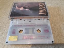 Sen Mühimsin Nilüfer ( Yaşar Kekeva 1990 )