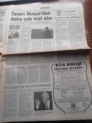 Sabah Gazetesi - 26 Ağustos 1998 - Alparslan Türkeş'in Sırları Yazı Dizisi - Trabzonspor UEFA'ya Erken Veda Etti - Fenerbahçe Göteborg'u Eledi - Elvir Baliç - Victoria's Secret - Arzum Onan - Mehmet Aslantuğ - Refah Partisi'nin Kayıp 1 Trilyonu Bulmak İçin Uzman Ekip Kuruldu -   Fazilet Partisi Lideri Recai Kutan - Yeraltı Dünyasının 80'li Yıllardaki Etkili İsmi Bekir Çelenk - Güneş Taner'e Rus Basınından Övgü