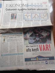 Vatan Gazetesi - 13 Ekim 2004 - Jennifer Lopez Budist Mi Oluyor - Richard Gere - Rüştü Reçber Milli Takımı Bırakıyor -  Gökdeniz Karadeniz - Dev Kanyon Projesi İnşaatı Bitmeden Yarısı Satıldı - Yılbaşı Büyük İkramiyesi 15 Trilyon - Alaattin Çakıcı- Yusuf Özal'ın Mezarı Taşınabilir - Sedat Peker'e Bilgi Sızdıran Savcılık Katibine Gözaltı