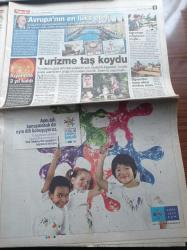 Takvim Gazetesi - 21 Nisan 2009 - Tuncay Şanlı İle Arda Turan Manchester United Yolcusu - Ersun Yanal - TÜSİAD Karıştı - Arzuhan Doğan Yalçındağ - Danıştay Saldırısı Davası Ergenekon'la Birleşti - Alparslan Aslan Mahkemede Terör Estirdi - Bergüzar Korel - Hrant Dink'in  Katili Ogün Samast'ın Değişimi - Sedat Peker'in Annesi Vefat Etti