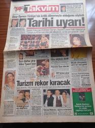 Takvim Gazetesi - 18 Aralık 1995 - Aykut Kocaman - Hakan Şükür - Fatih Terim - Saffet Sancaklı - Adıyaman Ve Kilis'te Petrol Sevinci - Tansu Çiller'e Anlamlı Hediye - Taş Bebek Gönül Yazar Sahnelere Geri Döndü - Onur Öymen Türkiye Ya AB'ye Üye Olup Çağ Atlayacak Ya Da Geri Gidecek - Eski Bakan Tuncay Mataracı Oğlunu Evlendirdi - Son Darbe Mike Tyson'dan - Müzik  Dünyasına Yeni Bir Ses Geldi Neveser Gerginok