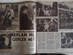 Ses Haftalık Aktüalite Sinema Tiyatro Müzik ve Gençlik Mecmuası Dergisi - Ayfer Feray - Rana Cabbar - Orhan Gencebay - Yeliz - Ufuk Deveci - Mustafa Aslan - Erol Evgin - Nurettin Tekson - Oya Aydoğan - Mehmet Samsa - Arif Şentürk - Zerrin Özer - Mahmut Hekimoğlu - Huri Sapan - Cenk Koray - Şakir Öner Günhan - Nisan Baner - Aysel Gürel - Selmi Andak - Buğra Uğur - Lindra Gray - Sue Ellen - Roman Polanski - Linda Strauss - Şefik - İsabella Huppert - Greta Garbo - Green Apple Şampuan Reklamı - Gülsün Kamu - Cihangir Gaffari - Gönül Yazar - Orhan Günşiray - Berkant  Mete İnselel - Hulusi Kentmen - Nubar Terziyan - Kamuran İnselel - Neriman Köksal - Gazanfer Özcan - Sezen Aksu - Aziz Nesin - Nevra Serezli - Yalçın Gülhan fotoğraf ve haberi - Dergi Tam Değildir Sadece 22 Sayfası Mevcuttur - Dergi Kapağı Yoktur