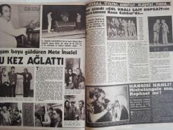 Ses Haftalık Aktüalite Sinema Tiyatro Müzik ve Gençlik Mecmuası Dergisi - Ayfer Feray - Rana Cabbar - Orhan Gencebay - Yeliz - Ufuk Deveci - Mustafa Aslan - Erol Evgin - Nurettin Tekson - Oya Aydoğan - Mehmet Samsa - Arif Şentürk - Zerrin Özer - Mahmut Hekimoğlu - Huri Sapan - Cenk Koray - Şakir Öner Günhan - Nisan Baner - Aysel Gürel - Selmi Andak - Buğra Uğur - Lindra Gray - Sue Ellen - Roman Polanski - Linda Strauss - Şefik - İsabella Huppert - Greta Garbo - Green Apple Şampuan Reklamı - Gülsün Kamu - Cihangir Gaffari - Gönül Yazar - Orhan Günşiray - Berkant  Mete İnselel - Hulusi Kentmen - Nubar Terziyan - Kamuran İnselel - Neriman Köksal - Gazanfer Özcan - Sezen Aksu - Aziz Nesin - Nevra Serezli - Yalçın Gülhan fotoğraf ve haberi - Dergi Tam Değildir Sadece 22 Sayfası Mevcuttur - Dergi Kapağı Yoktur