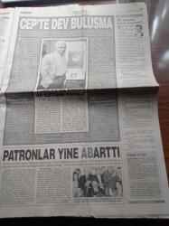 Star Gazetesi - 8 Ekim 2002 - Maçın Adamı Ariel Ortega - UEFA Kupası Kura Çekimi - Galatasaraylılar'a Psikolog Desteği - Cem Uzan'ın Mitingi Hınca Hınç Dolu - Ömer Sabancı - Star Gazze'yi Girdi - Recep Tayyip Erdoğan'dan Burs İstemenin Bedeli - Yargıtay Eski Başkanı ANAP Milletvekili Adayı Sami Selçuk - Ramsey Giyim - RTÜK Üyelerine 500'er Milyarlık Dava Açıldı