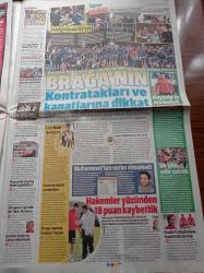 Yeni Şafak Gazetesi - 9 Mart 2016 - Vodafone Arena Stadı Kayserispor Maçı İle Açılıyor - Mario Gomez - Recep Tayyip Erdoğan 8 Mart Dünya Kadınlar Gününde 3 Ayrı Etkinliğine Katıldı - Nusaybin'de Tünelde 6 Aylık Cephane Çıktı - İzmir SGK'ya FETÖ Baskını - Ahmet Yaşar Hoca Hakk'a Yürüdü - Avrupa Birliğini Şaşırttı - Ahmet Davutoğlu