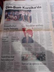 Yeni Şafak Gazetesi - 12 Temmuz 1995 - Ensar Vakfı Hizmet Atağında - İstanbul Büyükşehir Belediye Başkanı Recep Tayyip Erdoğan Milliyet Aleviler İle İlgili Düşüncemde Art Niyetli - Çıraklar En Çok Ferdi Tayfur Dinliyor - Vali Hayri Kozakçıoğlu - Galatasaray Korsika'da - Üç Büyükler UEFA'da Seribaşı - Orhan Gencebay - Şeytan Ayetleri Yeniden - Danaların Altından Doğru Yol Partisi Çıktı - Sırp Katiller Srebnica'da - Devlet Bakanı Esat Kıratlıoğlu - Süleyman Demirel