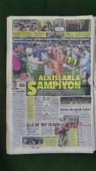 Hürriyet Gazete 31 Mayıs 2015 Tıp Dünyası Ayakta,Ece Seçkin,Erdal Özyağcılar,Güzin Yağcılar,Harvey Keitel,Recep Tayyip Erdoğan,Kemal Kılıçdaroğlu,Bedri Koraman Vefat Etti,Ahmet Davutoğlu,Alkışlarla ŞAMPİYON,Sabri Sarıoğlu,Emre Çolak,Lukas Podolski,Aydın Yılmaz,Sinan Bolat,Bugün Günlerden GALATASARAY Ülker Reklamı,Bengü,Slaven Bilic,Fikret Orman,Tomas Sivok,Hamza Hamzaoğlu,Tomas Sivok,Aziz Yıldırım,Ali Koç,Emre Belözoğlu,Fırat Aydınus,Hulusi Belgü,Başak Demirtaş,