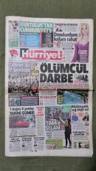 Hürriyet Gazete 18 Mayıs 2015 Ölümcül Darbe,Erin Heartherten,Ahmet Davutoğlu,,Tahran'da 9.Senfoni,Jose Sosa,Emre Belözoğlu,Diego Ribas,Selçuk Şahin,Pierro Webo,İsmail Kartal,Ersun Yanal,Dursun Özbek,Usame Bin Ladin,Nil Karaibrahimgil,Kendall Jenner,Hakan Meriçliler,Nilüfer,Ayşe Acar,Ersin Korkut Vodafone Reklamı,Cemşid Demiroğlu,Tur İlanları,Seri İlanlar,Teşekkürler Fenerbahçe Ülker - Saat & Saat - ETS Tur Reklamı