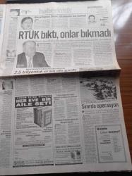 Akit Gazetesi - 17 Nisan 1998 - Korkut Özal Abisi Turgut Özal'ı Anlatıyor - Kamboçya Kasabı Pol Pot Öldü - 3. Köprü Start Alıyor - Fenerbahçe Kulübü Başkanı Aziz Yıldırım Altay Maçı Şaibeli - Şenes Erzik UEFA'ya Başkan Adayı - Mesut Yılmaz Deniz Baykal Seçim Tarihinde Anlaşamadı - Mecliste Siyasi Linç -  Çapa Tıp Fakültesi Dekanı Profesör Doktor Mesut Parlak İle Yönetim Kurulu Başörtüsü Zulmüne Karşı İstifa Etti