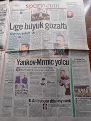 Akit Gazetesi - 17 Nisan 1998 - Korkut Özal Abisi Turgut Özal'ı Anlatıyor - Kamboçya Kasabı Pol Pot Öldü - 3. Köprü Start Alıyor - Fenerbahçe Kulübü Başkanı Aziz Yıldırım Altay Maçı Şaibeli - Şenes Erzik UEFA'ya Başkan Adayı - Mesut Yılmaz Deniz Baykal Seçim Tarihinde Anlaşamadı - Mecliste Siyasi Linç -  Çapa Tıp Fakültesi Dekanı Profesör Doktor Mesut Parlak İle Yönetim Kurulu Başörtüsü Zulmüne Karşı İstifa Etti