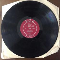 BAMBERG SYMPHONY, VOX BOX NO. 2 ''ORCHESTRA BOX'' - JONEL PERLEA - 2 ADET PLAK - Yabancı 33'lük Plak - KAPAK YOK, YALNIZCA PLAK - AMERİKA BASKI, KLASİK MÜZİK SEVERLERE HARİKA BİR SENFONİ