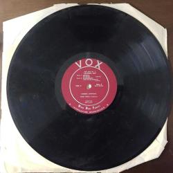 BAMBERG SYMPHONY, VOX BOX NO. 2 ''ORCHESTRA BOX'' - JONEL PERLEA - 2 ADET PLAK - Yabancı 33'lük Plak - KAPAK YOK, YALNIZCA PLAK - AMERİKA BASKI, KLASİK MÜZİK SEVERLERE HARİKA BİR SENFONİ