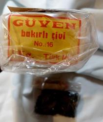 AYAKKABICI MALZEMELERİ,  KÜÇÜK ÇİVİ. 1 KG. ORIJINAL KUTUSUNDA.