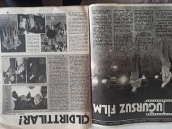 Ses Haftalık Aktüalite Sinema Tiyatro Müzik ve Gençlik Mecmuası Dergisi - Sayı:28 - Yılmaz Duru - Ornella Muti - Zeynep Sirer - Ajda Pekkan - Nükhet Duru - Nil Burak - Orhan Gencebay - Müjde Ar - Sevda Karaca - Pierre Cardin - Kadir İnanır - Akbank Reklamı - Moris Maçoro - Alpay - Zeynep Tedü - Gülcan Karaböcek - Meral Zeren - Cemil Özbayer - Hayal Mahkumları haberi - Tursil Deterjan Reklamı - Türkan Şoray - Ayhan Işık - Star Deterjan Reklamı - Bulut Aras - Mahmut Hekimoğlu - İvan Sokol - Semiha Yankı - Gülay Alp - Rüçhan Çamay - Leyla Sayar - Rüçhan Çamay fotoğraf ve haberi - Dergi Tam Değildir Sadece 24 Sayfası Mevcuttur - Dergi Kapağı Yoktur