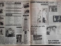 Ses Haftalık Aktüalite Sinema Tiyatro Müzik ve Gençlik Mecmuası Dergisi - 12 Kasım 1977 - Sayı:46 - Seyyal Taner - Fikret Hakan - Fatma Girik - Cüneyt Arkın - Aziz Nesin - Tarık Akan - Müjdat Gezen - Şefik Döğen - Necla Nazır - Türkan Şoray - Kadir İnanır - Orhan Aksoy - Cihangir Gaffari - Melek Nasır - Goli Zengina - İraj Ghaderi - Rıza Fazeli - Seçil Heper - Muazzez Abacı - Ela Altın - Melih Caculi - Ela Altın - Richard Burton - Liz Taylor - Suzy Hunt - David Cossidy - Üstün Doruk- Sezen Aksu - Neşe Karaböcek - Nükhet Duru - Mehmet Teoman - Serter Bağcan - Ali Rıza Binboğa - Ayşe Mat fotoğraf ve haberi - Dergi Tam Değildir Sadece 16 Sayfası Mevcuttur