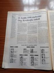 Aydınlık Gazetesi - 11 Kasım 2001 - Kurucusu Şefik Hüsnü - Doğu Perinçek - Çevik Bir'in Aralık 98 Darbe Girişimi - Orgeneral Hüseyin Kıvrıkoğlu - Fethullahçıların Onur Konuğu Deniz Baykal - Fikret Otyam-Recep Tayyip Erdoğan - TÜSİAD Destekli Bilim Bezirganlığı - Savunma Sanayi Müsteşarı Dursun Ali Ercan - Zaman Gazetesinin 15. Kuruluş Yıldönümü