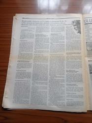 Aydınlık Gazetesi - 11 Kasım 2001 - Kurucusu Şefik Hüsnü - Doğu Perinçek - Çevik Bir'in Aralık 98 Darbe Girişimi - Orgeneral Hüseyin Kıvrıkoğlu - Fethullahçıların Onur Konuğu Deniz Baykal - Fikret Otyam-Recep Tayyip Erdoğan - TÜSİAD Destekli Bilim Bezirganlığı - Savunma Sanayi Müsteşarı Dursun Ali Ercan - Zaman Gazetesinin 15. Kuruluş Yıldönümü