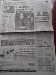 Hürriyet Gazetesi - 21 Eylül 1994 - Danimarkalı Futbolcu Pingel Fenerbahçe'ye Ateş Püskürdü - Beşiktaş Kalecisi Auman - Harika Avcı - İtalya Başbakanı Silvio Berlusconi Kanal D'ye Ortak Oldu -  Dansöz Nabi Sabuncu - Tansu Çiller'e Şantaj - Turgut Özal'ın Adamlarının Kanlı Savaşı - Emlakbank Genel Müdürü Engin Civan - En Büyük Petrol Anlaşması - Refah Partisi Manisa Belediye Başkan Adayı Bülent Arınç'ın Evini Türbanlı Kızlar Soydu - Ercan Yazgan - Kaygısızlar Dizisi