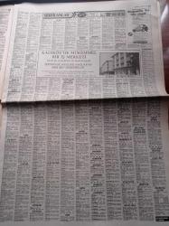 Hürriyet Gazetesi - 26 Ekim 1990 - Tekvandocular Köşeyi Döndü - Cumhuriyet Kupası Güreş Turnuvası - Metin Aşık - Rıdvan Dilmen İçin Mevlit Okutuldu - Şimdi De Saddam Vergileri Geliyor - Maliye Bakanı Adnan Kahveci - Türban Ve Kıyak Maaş Geçti - Gorbaçov'a Stalin Yetkisi - Benazir Butto İçin Zor Günler - Erdal İnönü Film Çevirdi - Fatma Girik