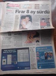 Hürriyet Gazetesi - 8 Şubat 1999 - Muzaffer Tema Türkan Şoray Gibi Öpen Yok - Galatasaray'ın Rumen Yıldızı Hagi'nin Doğum Günü Partisi - Televole Yine Dopdolu - Barış Manço'ya Saygı - Banu Alkan - Ortadoğu Ağlıyor Kral Hüseyin Öldü - Deniz Baykal Sağcılar Maço - Fazilet Partisi Lideri Recai Kutan- Yeni Ürdün Kralı Prens Abdullah Türk Dostu