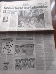 Hürriyet Gazetesi - 4 Şubat 1999 - Barış Manço'nun Ani Ölümü - Barış Manço Güz Yağmurları İle Göçtün Gittin Diyordu - Barış Manço'nun Cenazesinde İmam da Şarkısından Sözler Okudu- Barış Manço İçin Devlet Sanatçısı Unvanına Onay - Her Görüşmede Alaattin Çakıcı'yı Soyuyorlar - Hakan Şükür - Hasan Şaş - İşte Özlenen Efes Pilsen - Dokunulmazlar İkinci Perde Yazı Dizisi - Abdullah Çatlı - Mehmet Ağar -