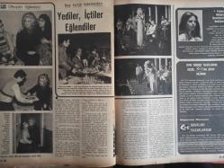 Ses Haftalık Aktüalite Sinema Tiyatro Müzik ve Gençlik Mecmuası Dergisi - 10 Mart 1973 - Sayı:11 - Hülya Koçyiğit - Ediz Hun - Ajda Pekkan - Tamer Yiğit - Fatma Belgen - Tarık Akan - Sezer Güvenirgil - Aytaç Arman - Hülya Darcan - Murat Köseoğlu - İrfan Ünal - Nahit Ataman - Türker İnanoğlu - Duran Tantekin - Hulki Saner - Kaçuni Hakı - Hürrem Erman - Türkan Şoray - Füsun Önal - Esin Engin - Rıza Silahlıpoda - Naciye Sönmez - Zeynep Aksu - Yıldız Kenter - Şükran Güngör - Lux Sabun Reklamı - Sevim Tuna - Şadan Ertuğrul - Fatma Belgen - Nebahat Çehre - Yılmaz Köksal - Sezer Güvenirgil - Cem Karaca - Göksel Arsoy - Selpak Peçete Reklamı - William Shakespeare - Haldun Taner - Semih Sergen - Ediz Hun - Ferit Şevki - Neşe Karaböcek - Behiye Aksoy - Mesut Aytunca - Sadri Alışık -Hikmet Münir Ebcioğlu - Murat 124 Araba Reklamı fotoğraf ve haberi - Dergi Tam Değildir Sadece 26 Sayfası Mevcuttur