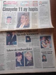 Hürriyet Gazetesi - 4 Şubat 1999 - Seda Sayan'ın Yeni Sevgilisi İzzet Yıldızhan Mahsun Kırmızıgül'ün İkizi - Halit Kıvanç - Barış Manço'nun Ani Ölümü - Barış Manço Güz Yağmurları İle Göçtün Gittin Diyordu - Barış Manço'nun Cenazesinde İmam da Şarkısından Sözler Okudu- Barış Manço İçin Devlet Sanatçısı Unvanına Onay - Her Görüşmede Alaattin Çakıcı'yı Soyuyorlar - Hakan Şükür - Hasan Şaş