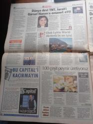 Hürriyet Gazetesi - 4 Şubat 1999 - Seda Sayan'ın Yeni Sevgilisi İzzet Yıldızhan Mahsun Kırmızıgül'ün İkizi - Halit Kıvanç - Barış Manço'nun Ani Ölümü - Barış Manço Güz Yağmurları İle Göçtün Gittin Diyordu - Barış Manço'nun Cenazesinde İmam da Şarkısından Sözler Okudu- Barış Manço İçin Devlet Sanatçısı Unvanına Onay - Her Görüşmede Alaattin Çakıcı'yı Soyuyorlar - Hakan Şükür - Hasan Şaş