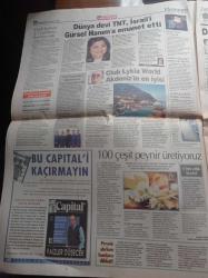 Hürriyet Gazetesi - 4 Şubat 1999 -  Fethullah Gülen Barış Manço'nun Cenazesine Geldi - Oğuz Aral - Atatürk Sertifikalı Tablo - Barış Manço'nun Ani Ölümü - Barış Manço Güz Yağmurları İle Göçtün Gittin Diyordu - Barış Manço'nun Cenazesinde İmam da Şarkısından Sözler Okudu- Barış Manço İçin Devlet Sanatçısı Unvanına Onay - Her Görüşmede Alaattin Çakıcı'yı Soyuyorlar - Hakan Şükür - Hasan Şaş