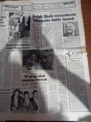 Hürriyet Gazetesi - 15 Ocak 1978 - Fenerbahçe Seyirci Ve Hasılatta Da Lider - Dünya Kupası Kuraları Çekildi - Kapıcılar Eczacılar Silah İstiyor - Hükümet Programı Bugün Mecliste Görüşülüyor - MHP Genel Başkanı Alparslan Türkeş - Ve Korsanlar Bolero'yu Soydu - Necmettin Erbakan Türkiye'yi Bitirdi Yurt Dışında Fabrika Kuruyor - Bülent Ecevit