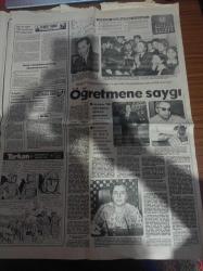 Hürriyet Gazetesi - 22 Temmuz 1978 - Cemil Turan 2 3 Yıl Daha Futbol Oynar - Doğan Andaç - Ünlü Dzajiç'in Jübilesi - Pele - Hülya Koçyiğit Kanuni Coşkun Erdemi Transfer Etti - Gemi Motorla Çarpıştı 23 Kişi Denize Döküldü - Bülent Ecevit DİSK'le Anlaşmak İstemiyorum - MHP Genel Başkanı Alparslan Türkeş - Yaşar Okuyan - Bayındırlık Bakanı Şerafettin Elçi