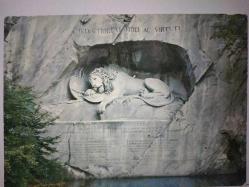 ŞEHİR KARTPOSTALI-İSVİÇRE/LUZERN ASLAN ANITI GÜNDÜZ GÖRÜNTÜSÜ,ARKASINA YAZILMAMIŞ,RENKLİ, 11 X 15 CM EBADINDA - 1950'LER, 1960'LAR, 1970'LER, 1980'LER