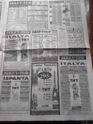 Milliyet Gazetesi - 4 Kasım 1998 -  Hasan Cemal Milliyet'te - Barzani Ankara'da - İstanbul Üniversitesinde Yine Türban Eylemi - Ayşe Kulin Bosna Yazı Dizisi - Acıların Köprüsü Mostar - Okan Buruk - Emre Belözoğlu - Hagi - Aykut Kocaman - Ankara DGM Savcısı Nuh Mete Yüksel'den Fazilet Partisi Uyarısı - Deniz Baykal'dan RTÜK Yasasıyla İlgili Söz Alan Levent Kırca Açlık Grevini Yarıda Kesti - Nesim Malki Tetikçisi Şükrü Elverdi Cezaevinde - Fikri Sağlar Susurluk'un Kitabını Yazdı