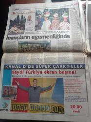 Milliyet Gazetesi - 17 Şubat 1999 - Türkiye Tarihini Değiştirecek Müthiş Operasyon - Türk Özel Timi Abdullah Öcalan'ı Kenya'da Bulup Getirdi - Bordo Bereli Harekatı - Örgüt Panikte - Kenya Abdullah Öcalan'ı Kovdu - Abdullah Öcalan Yakalandı Piyasa Coştu - Şehit Annelerinin Sevinç Gözyaşları - 16 Şubat Artık Anneler Günü - PKK'nın Gerçek Yüzü - Harun Erdenay - İbrahim Kutluay