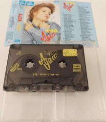 AJDA PEKKAN 1990 AJDA İSİMLİ KASETİ NOSTALJİ ORİJİNAL FOTOĞRAFLARI İLE NADİRDİR