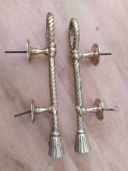 İKİ ADET PİRİNÇ DÖKÜM APARTMAN KAPI KOLU