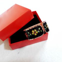 Bakır bilezik , el işçilikli lüks bilezik-bileklik harika Çiçekli model siyah renk